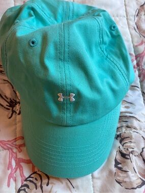 Under Armour women’s ' Teal Baseball Cap